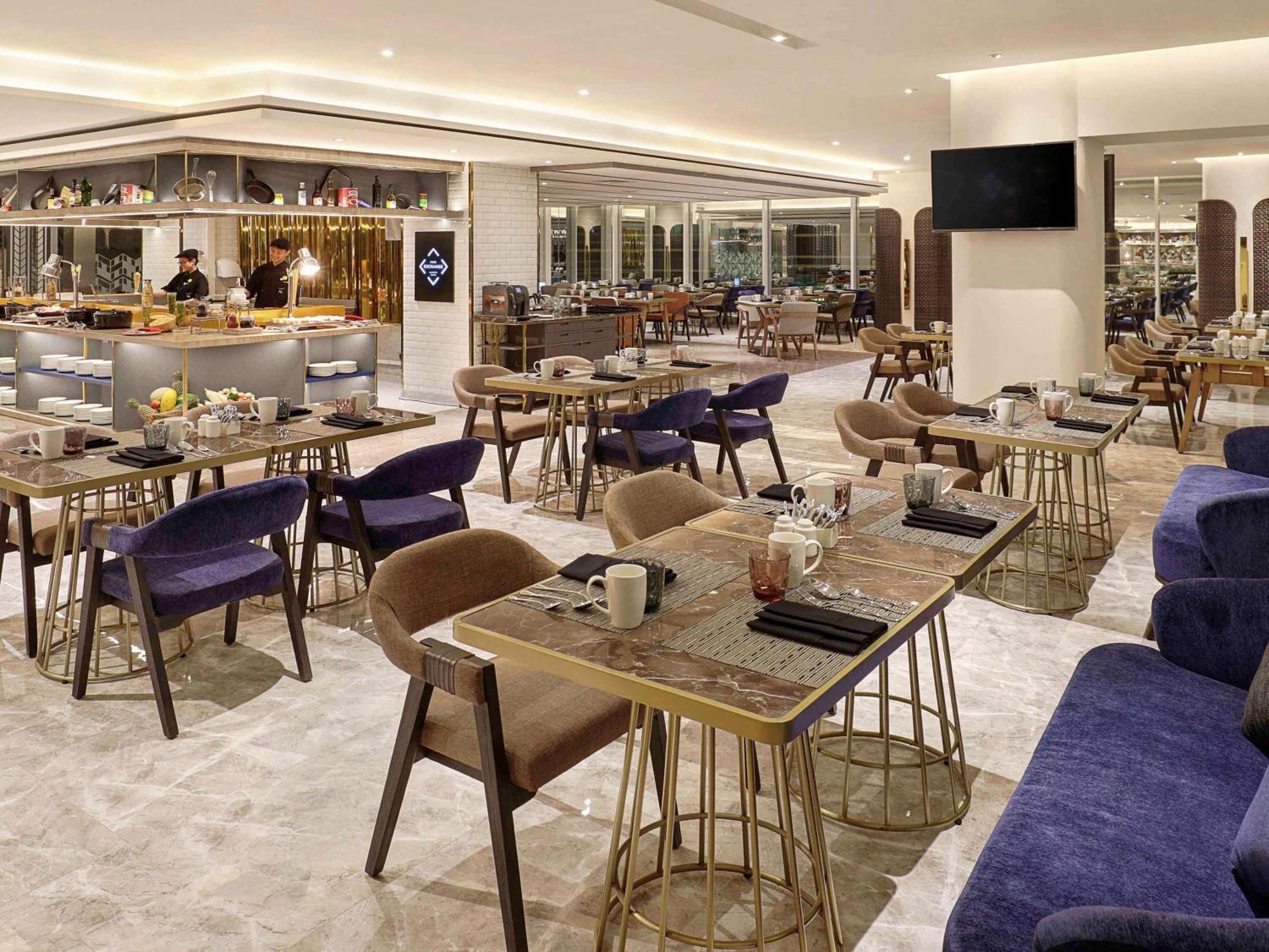 โนโวเทล จาการ์ต้า จิกินี Hotel จาการ์ตา ภายนอก รูปภาพ