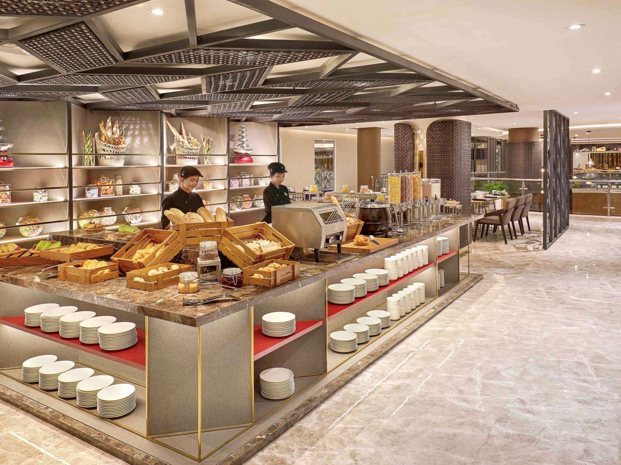 โนโวเทล จาการ์ต้า จิกินี Hotel จาการ์ตา ภายนอก รูปภาพ
