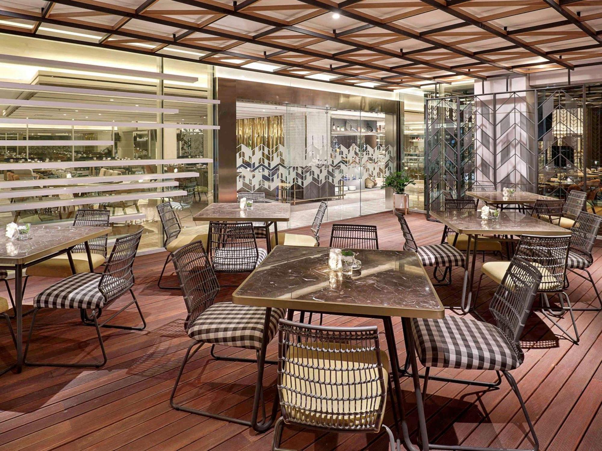 โนโวเทล จาการ์ต้า จิกินี Hotel จาการ์ตา ภายนอก รูปภาพ