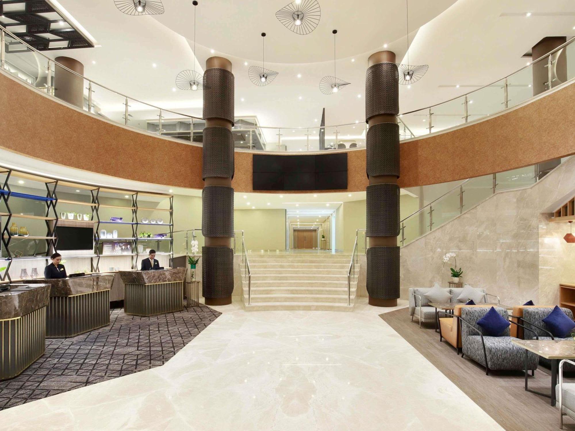 โนโวเทล จาการ์ต้า จิกินี Hotel จาการ์ตา ภายนอก รูปภาพ